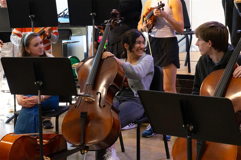 Students play in orchestra